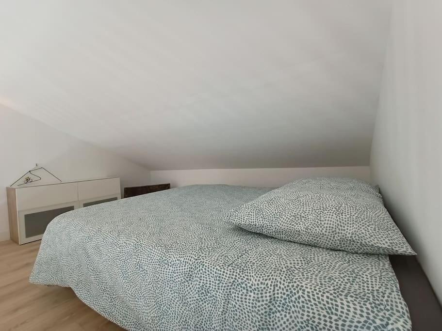 Gite De Charme Avec Jacuzzi Face Au Mont Ventoux Crestet Экстерьер фото